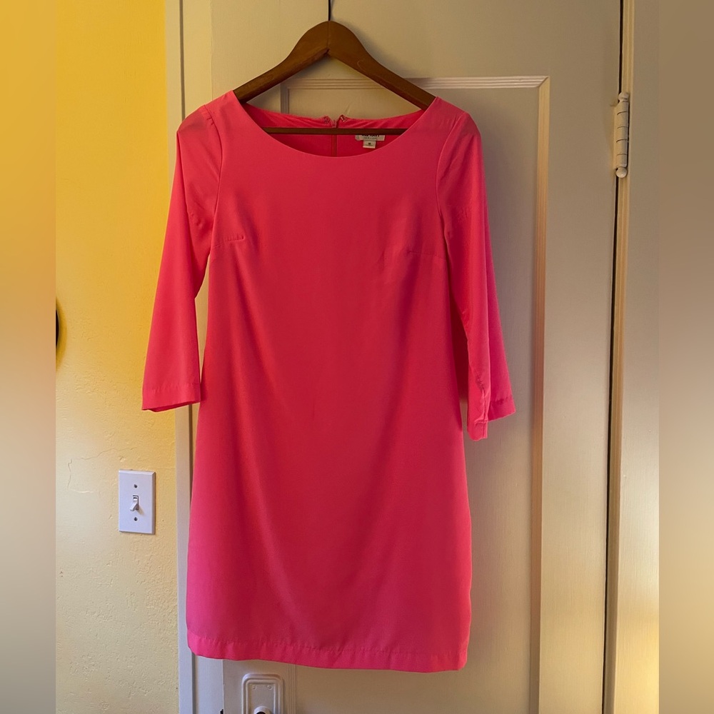 Three-quarter length sleeve pink dress